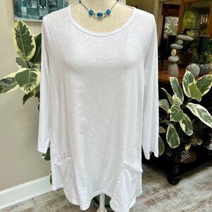Neutral White Jess & Jane Pullover Top with Pockets